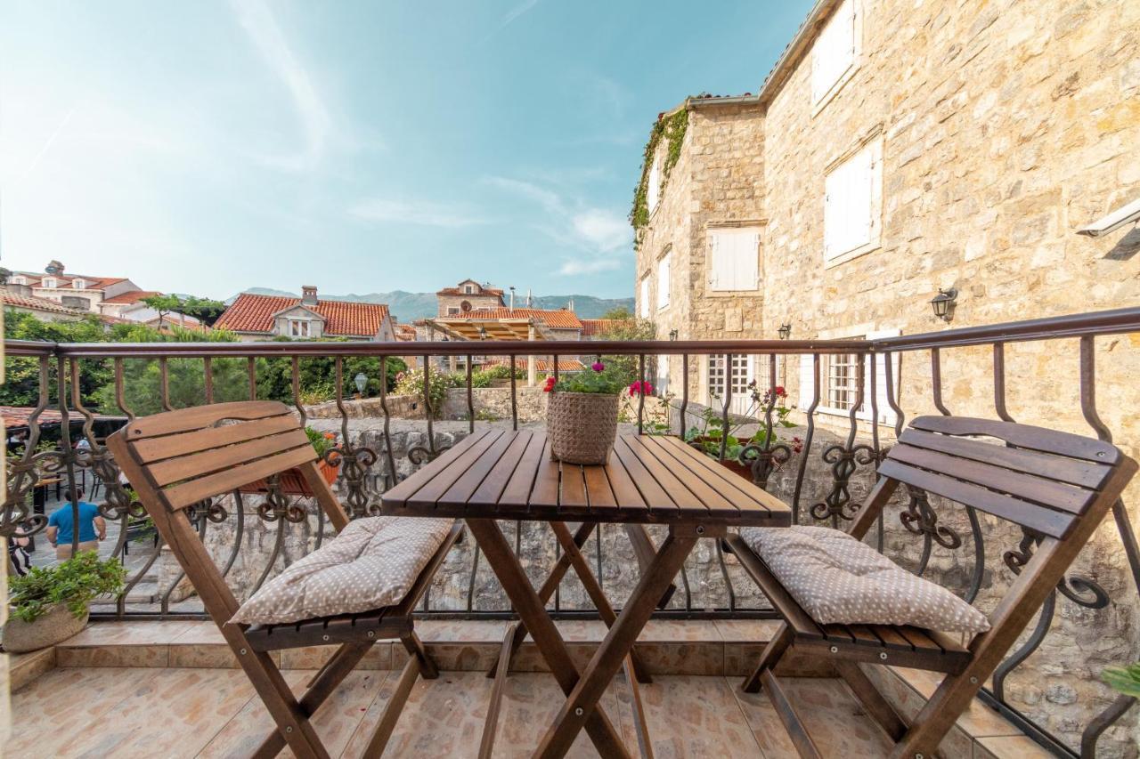 Apartment Old Town House Lina *